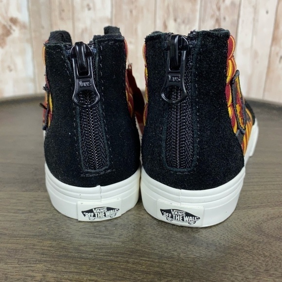 Vans x Harry Potter Sk8-Hi Zip Gryffindor High Top Sneaker Size 4.5 Toddler - Picture 5 of 11